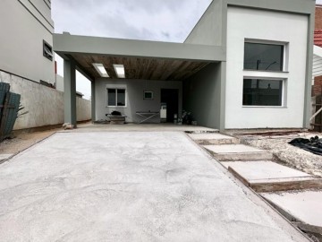 Casa em Condomnio - Venda - Laranjal - Pelotas - RS