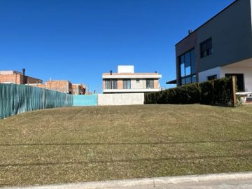 Terreno em Condomnio - Venda - Laranjal - Pelotas - RS