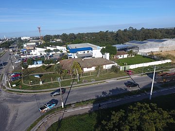 Terreno com casa comercial � venda na Av. Fernando Os�rio