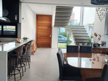 Casa em Condomínio - Venda - Laranjal - Pelotas - RS