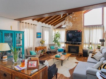 Casa em Condomínio - Venda - Laranjal - Pelotas - RS