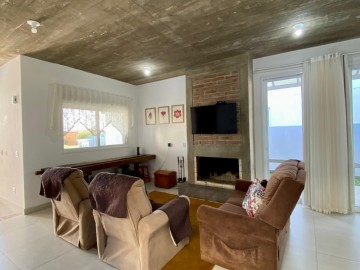 Casa em Condomínio - Venda - Laranjal - Pelotas - RS