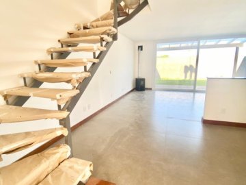 Casa em Condomínio - Venda - Laranjal - Pelotas - RS